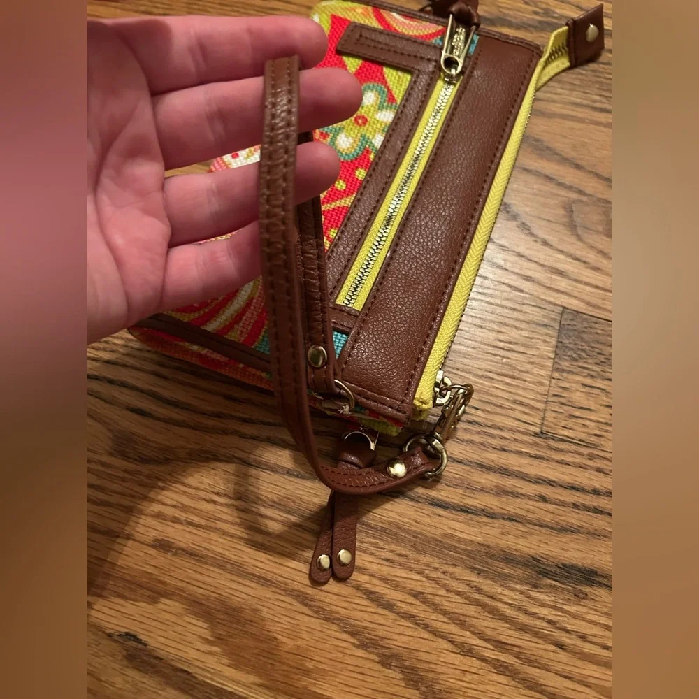 Spartina 449 Women's Red Yellow Linen & Leather Floral Wristlet W/ Gold Accents